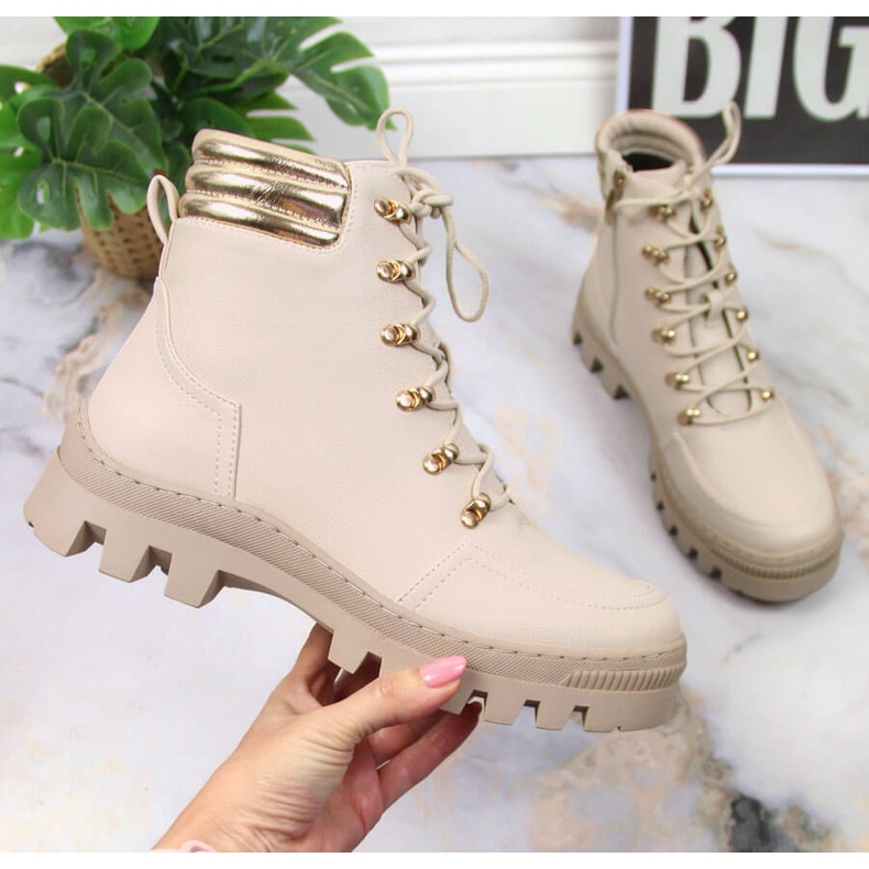 Női túrabakancsok, bézs színű platformmunkások Potocki 1