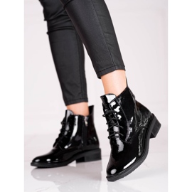 Elegáns fűzős női Shelovet csizma lakkozott ökológiai bőrből fekete 1