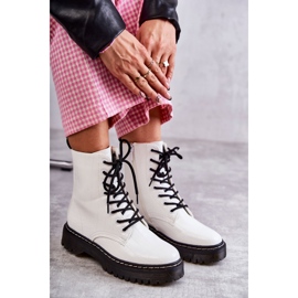 Női fehér meleg kígyóbőr csizma Salma 2