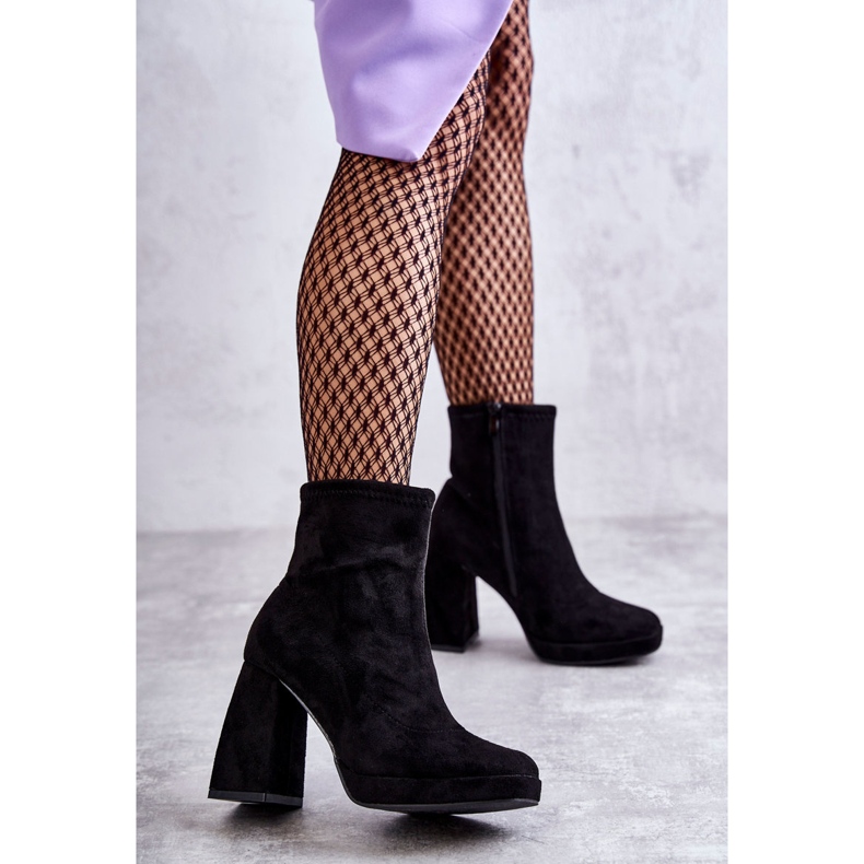 Női velúr csizma a sarkon, fekete Ramira 2