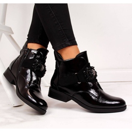 S.Barski S. Barski fekete masnival lakkozott női csizma 1