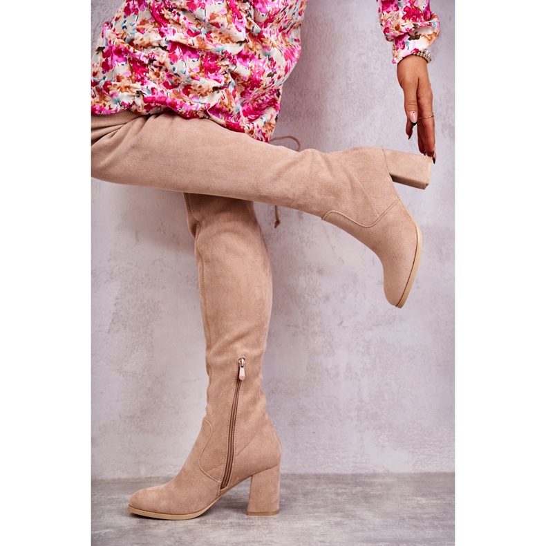 FE1 Klasszikus Clarissa bézs velúr felső csizma barna 2