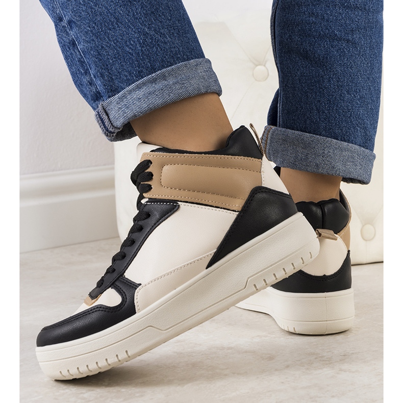 Adite fekete tornacipő 1