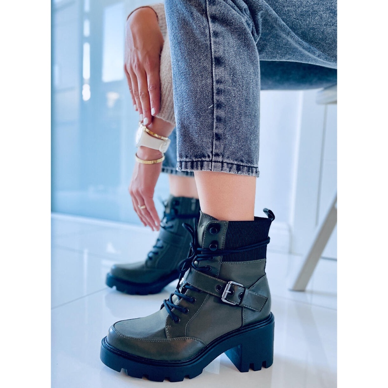 Fűzős magas sarkú csizma Brooks DK.GREEN zöld 2 Fűzős magas sarkú csizma Brooks DK.GREEN zöld 2