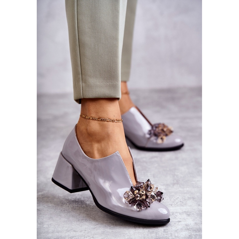 PA2 Lakkozott bőr sima cipő sötét díszítéssel, szürke Delaver 2