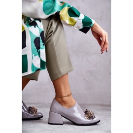 PA2 Lakkozott bőr sima cipő sötét díszítéssel, szürke Delaver 1