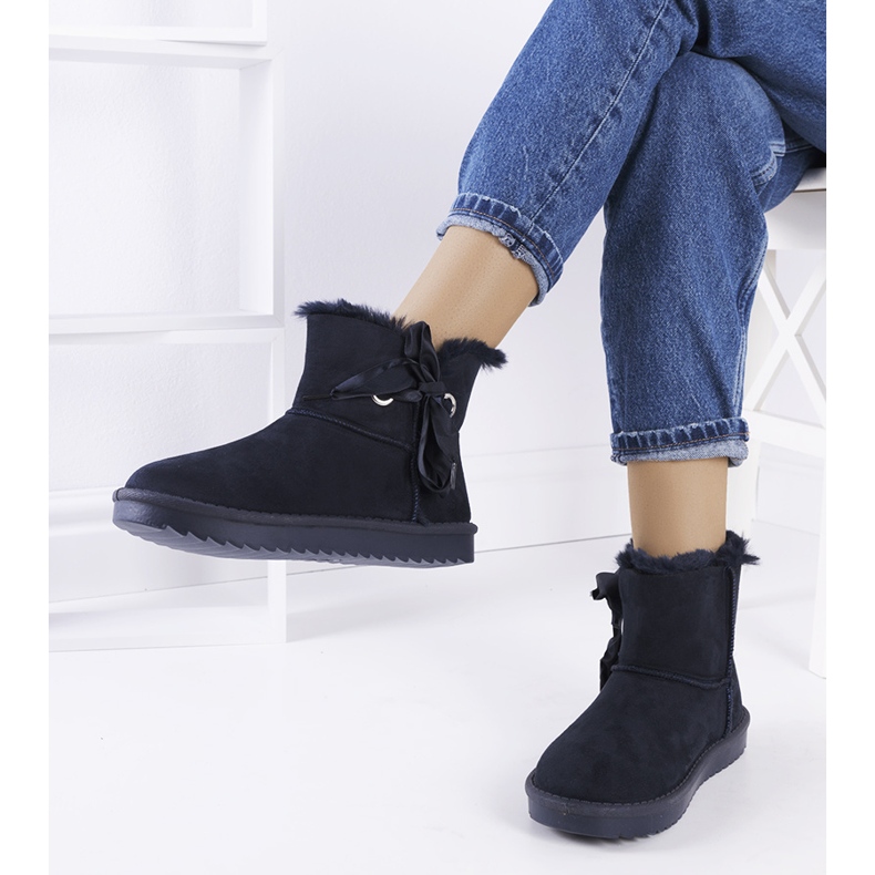 Sötétkék hócsizma Lachance masnival 1