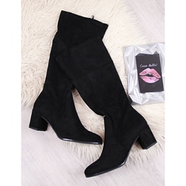 Női csizma a posztfeketén Sergio Leone fekete 1