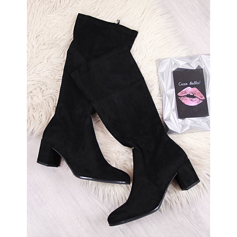 Női csizma a posztfeketén Sergio Leone fekete 1