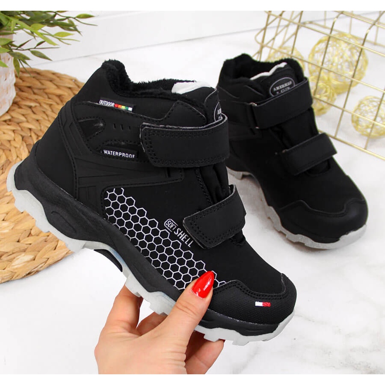 Fiú fekete tépőzáras vízálló hócsizma az American Clubtól 1