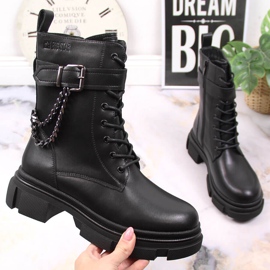 Fekete női bőrtáskák lánccal, melegített fekete Big Star KK274486 1