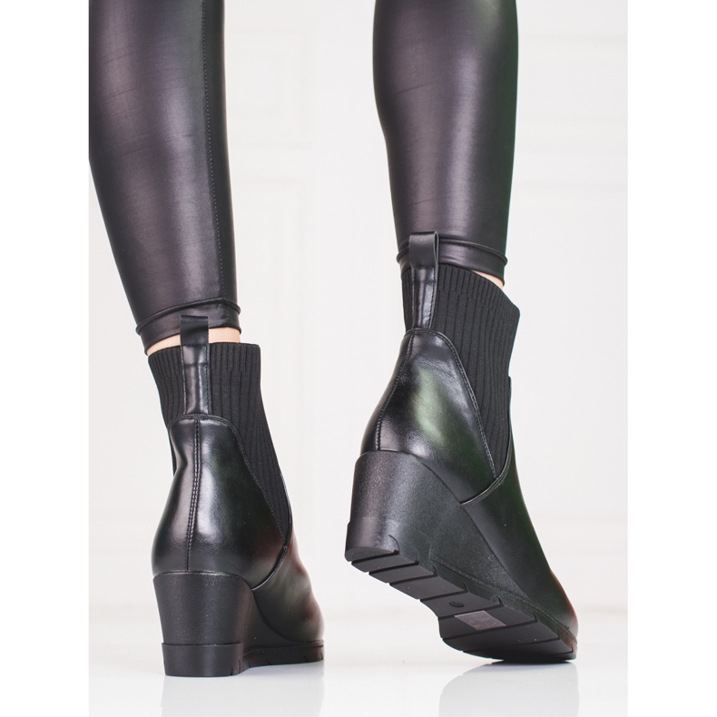 Bebújós csizma a Shelovet éken fekete 1