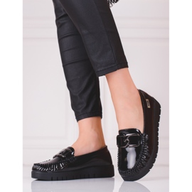 Női fekete mokaszinok a Shelovet platformon 1