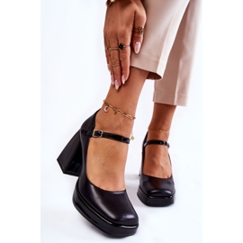 PA2 Bőr Pumpák Vaskos Sarkúban Fekete Tina 1