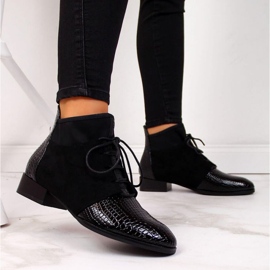 Kígyóbőrrel szigetelt csizma Filippo W PAW267A fekete 2