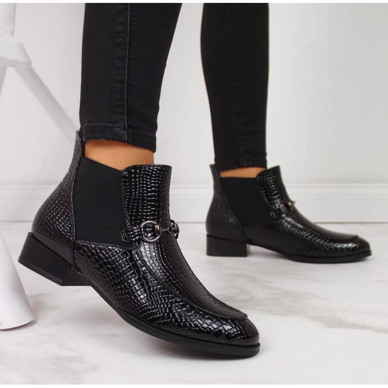 Lakkozott Chelsea csizma Filippo W PAW269 fekete 2