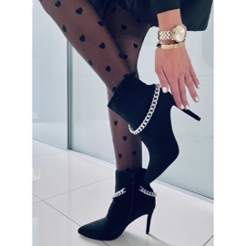 PA1 Vivica Fekete tűsarkú csizma 1