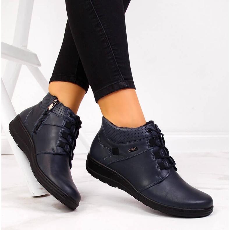 Női meleg bőrcsizma, sötétkék Helios 521 1