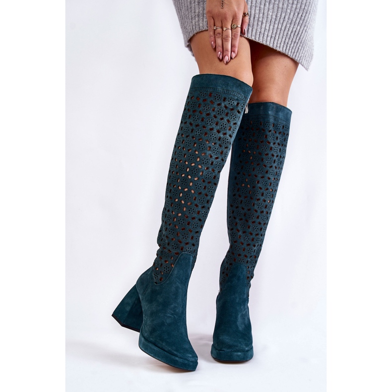 PA2 Áttört velúr csizma, magas sarkú, zöld görgő sokszínű 1