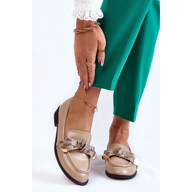 WS1 Női bőrcipők bézs Dayes masnival 1