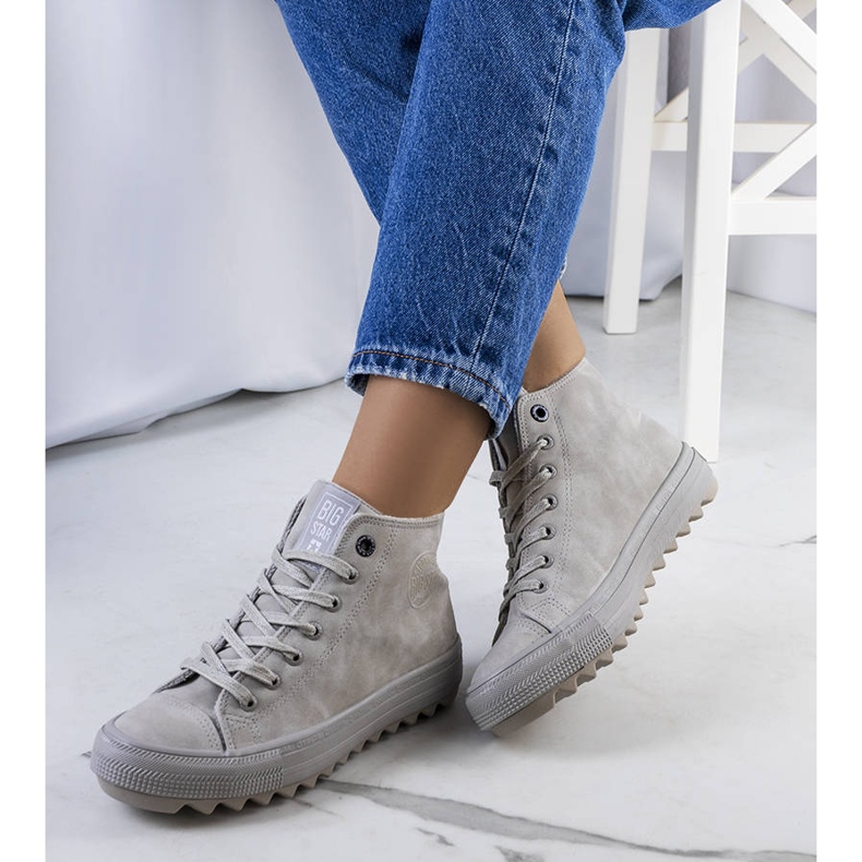 Szürke szigetelt tornacipő Big Star GG274070 1