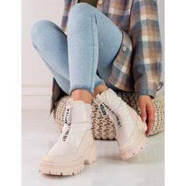 Női bézs hócsizma a Shelovet platformon 1