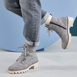 Kényelmes szürke Rieker X5701-40 női melegszürke platformcsizma 2 Kényelmes szürke Rieker X5701-40 női melegszürke platformcsizma 2