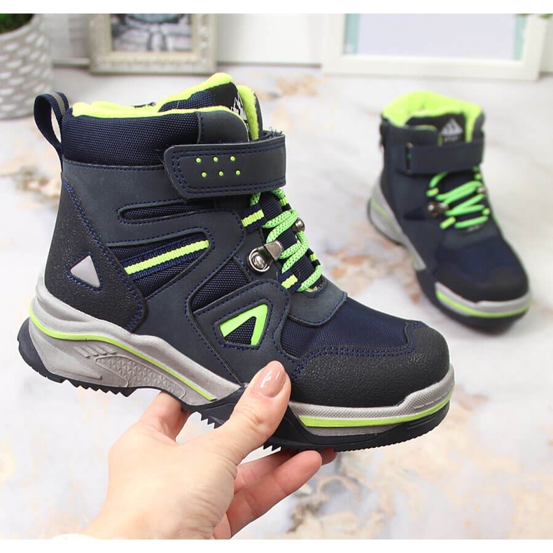 News Báránygyapjú sötétkék színű fiúcipők Hírek fekete zöld 1