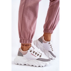 Női tornacipő a platformon Cross Jeans KK2R4071C fehér 2