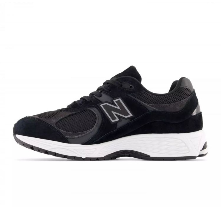 Cipők New Balance 2002R M NBM2002RBK fekete 1