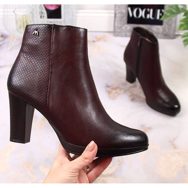 Gesztenyebarna meleg női csizma a poszton M. Daszyński bordó 1