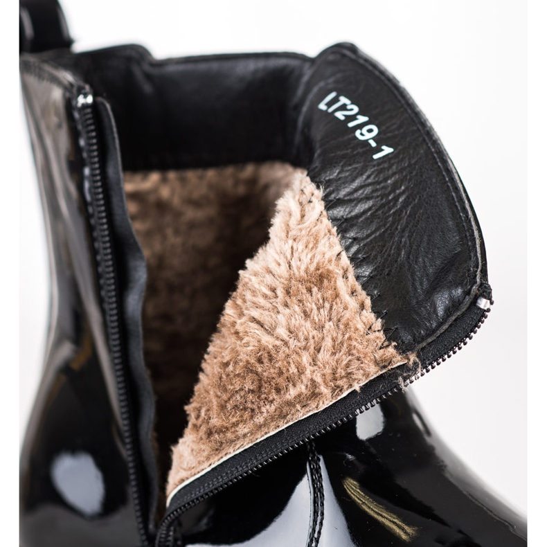 SHELOVET Lakkozott csizma szőrmével fekete 1