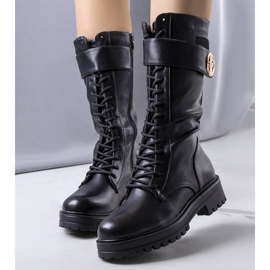 BM Fekete szigetelt bicor táskák 1