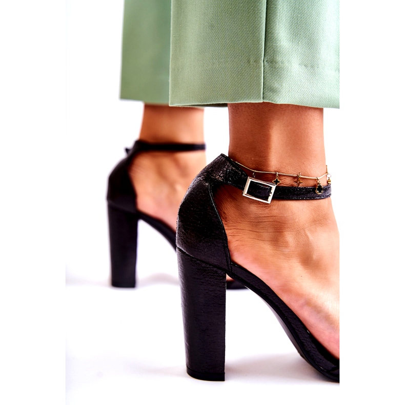 PG1 Klasszikus Bőr Szandál Egy Bar Fekete Sallen 4