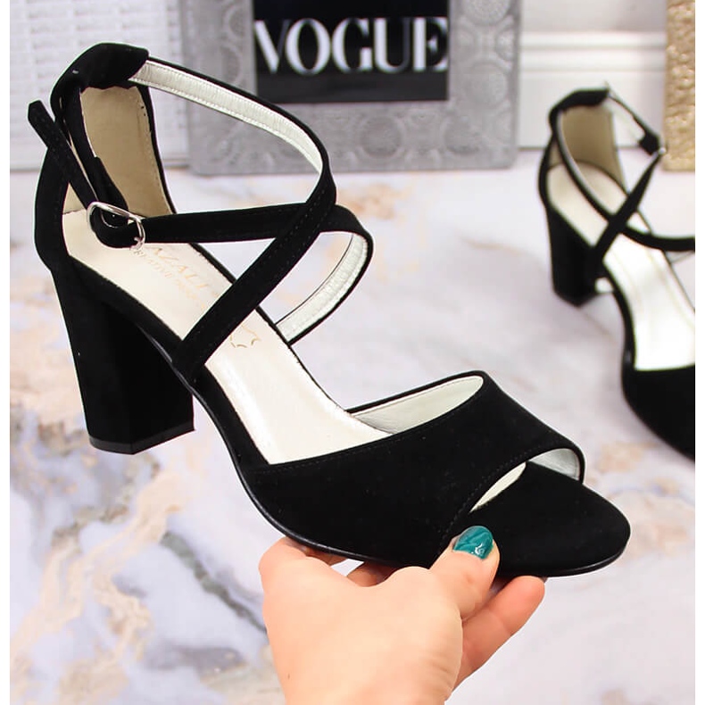 Női fekete velúr szandál Azali 2941 1