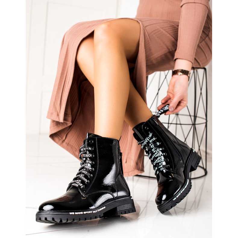 Goodin Divatos dolgozók melegítéssel fekete 1