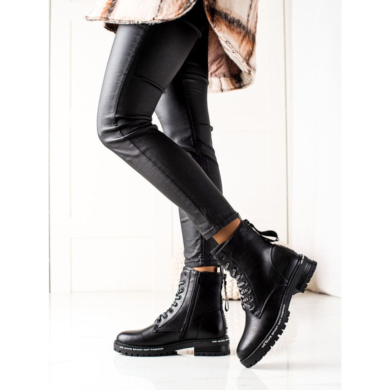 Goodin Divatos dolgozók melegítéssel fekete 2