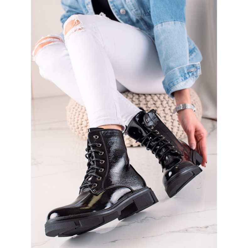 Marquiz Lakkozott munkások fekete 1