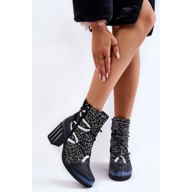 Női bőr magassarkú Maciejka 05605-01 fekete-fehér 1