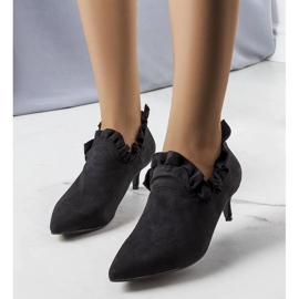 Fekete pumpák Gavri felsőrésszel 1