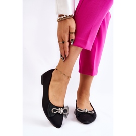 PS1 Női hegyes balerinák fekete fényes dekoratív masnival 1