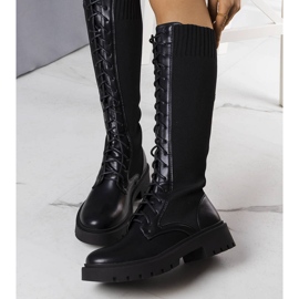 BM Fekete fűzős csizma a Monren márkától 2 BM Fekete fűzős csizma a Monren márkától 2