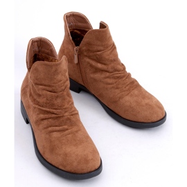 Csizma kivágott velúr teve ST-21 Camel barna 1