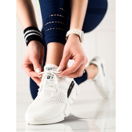 Áttört női tornacipő Big Star JJ274271 fehér 2