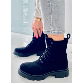 BM Turner Fekete fűzős munkások 1