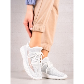 TRENDI Sportcipő hálóval fehér 1
