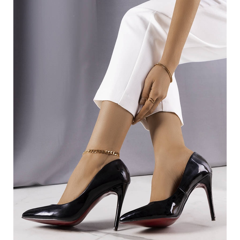 PA1 Zayd fekete lakkozott magassarkú 1