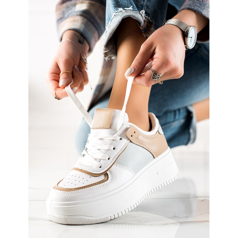 TRENDI Divatos tornacipők Széles Platformon sokszínű 1 TRENDI Divatos tornacipők Széles Platformon sokszínű 1