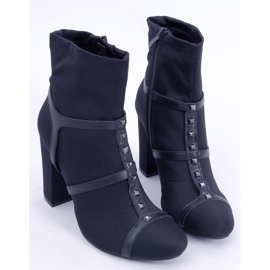 BM Shelley Black magassarkú fekete 1