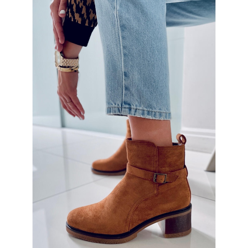 BM Aretha Camel széles sarkú csizma barna 2